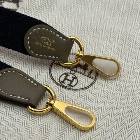 【新品未使用】 Hermes エルメス EVELYNE TPM エヴリン TPM ショルダーバッグ K刻(2025年) エトゥープ トリヨン 新品未使用 NEW バッグ