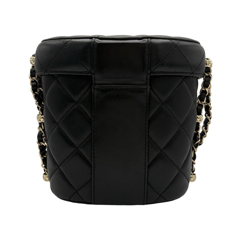 【中古】 CHANEL シャネル バニティチェーンショルダーバッグ ブラック ラムスキン ランダム番(2021~年) ブランドバッグ ショルダーバッグ 中古品 レディース