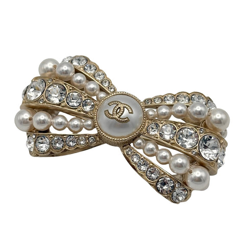 【入荷情報】 CHANEL シャネル BROOCH リボン ブローチ GP/フェイクパール/ラインストーン 中古