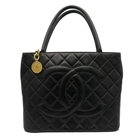 【中古】 CHANEL シャネル 復刻TOTEBAG 復刻トート トートバッグ 6番台(2000-2001年) ブラック ラムスキン ヴィンテージ 中古 USED バッグ