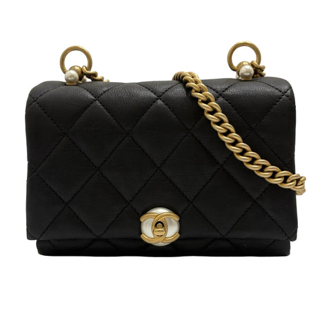 【中古】 CHANEL シャネル MATELASSE  マトラッセチェーンショルダー ショルダーバッグ 28番台(2019年) BLACK レザー 中古 USED バッグ