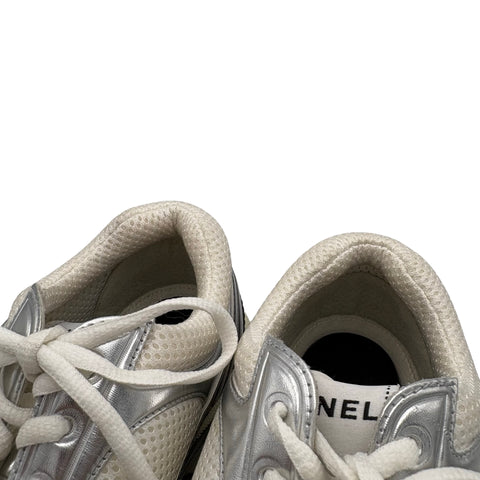 【美品】 CHANEL シャネル SNEAKERS スニーカー 37 USED 中古 現行品 アパレル 靴