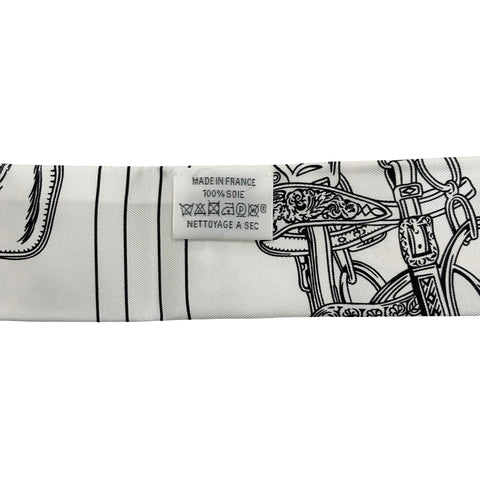 【新品未使用】 Hermes エルメス TWILLY ツイリー《ブリッド・ドゥ・ガラ・アン・フルール＆アイライナー》 TWILLY ブラック/ホワイト/マルチカラー シルク100％ 新品未使用