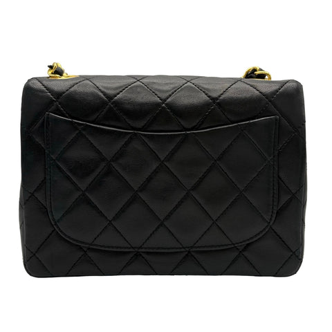 【中古】 CHANEL シャネル MINI MATELASSE ミニマトラッセ ショルダーバッグ 1番台(1990年) ブラック ラムスキン 中古 USED バッグ