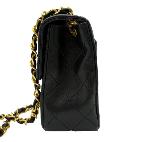 【中古】 CHANEL シャネル MINI MATELASSE ミニマトラッセ ショルダーバッグ 1番台(1990年) ブラック ラムスキン 中古 USED バッグ