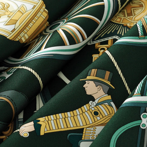 【新品未使用】 Hermes エルメス カレ 90 《ステイトリー・ホイールズ》 小物 ヴェール・アントラシト / ヴィエイユ・オール / 白 スカーフ シルク100% 新品未使用 SILK100%