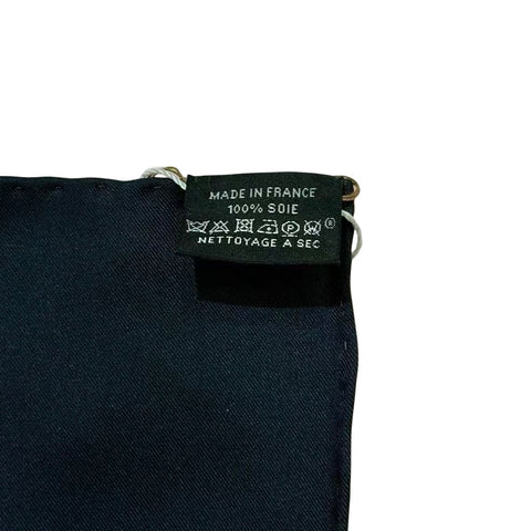 【新品未使用】 Hermes エルメス カレ 90 《ブリッド・ドゥ・ガラ・アン・フルール》 小物 黒 / イヴォワール / マルチカラー スカーフ シルク100% 新品未使用 SILK100%