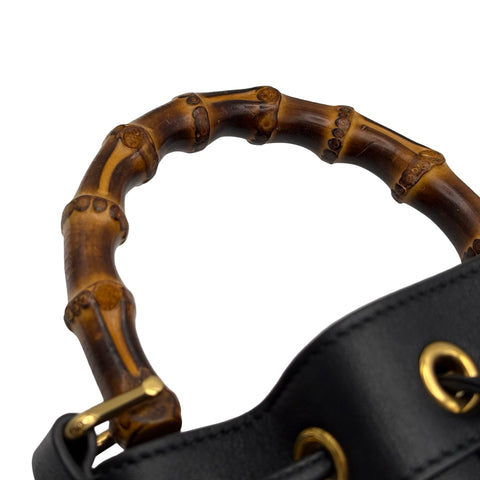 【中古】 GUCCI グッチ BAMBOO DIANA 2WAY DRAWSTRING BAG バンブー ダイアナ 2WAY巾着バッグ ショルダーバッグブラック レザー 中古 USED バッグ
