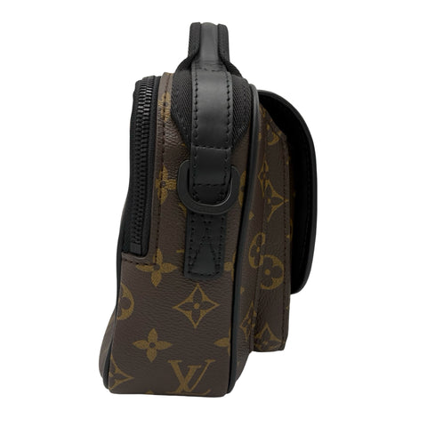 【美品】 LOUIS VUITTON ルイ・ヴィトン QUEST MESSENGER(M46973) クエストメッセンジャー ショルダーバッグ ICチップ(2021年～) モノグラム キャンバス/レザー 中古 USED バッグ
