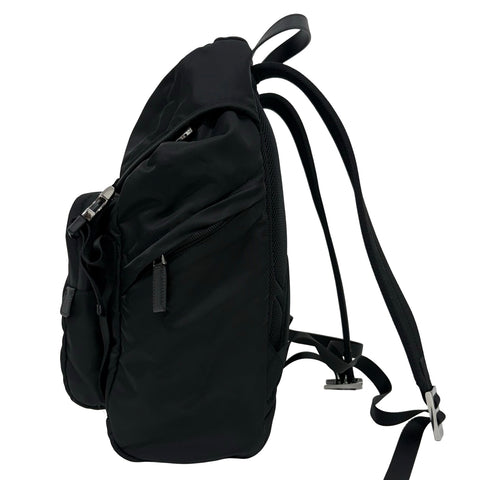 【美品】 PRADA プラダ BACKPACK トライアングルロゴ バックパック ICチップ ブラック ナイロン 美品 中古 USED バッグ