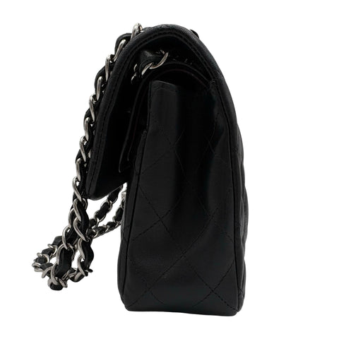 【中古】 CHANEL シャネル DOUBLE FLAP MATELASSE ダブルフラップマトラッセ ショルダーバッグ 31番台(2021年) ブラック ラムスキン 中古 USED バッグ