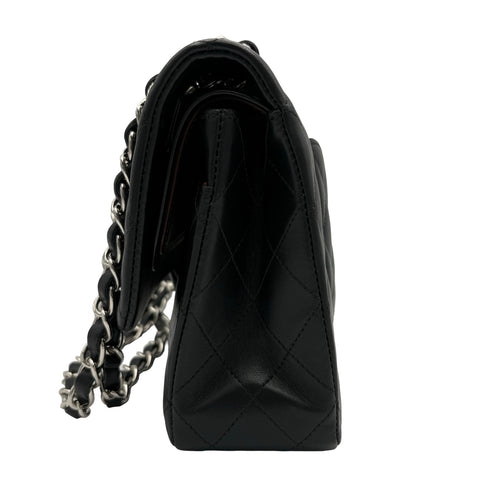 【中古】 CHANEL シャネル 11.12 SHOULDER BAG 11.12 ダブルフラップ マトラッセ ショルダーバッグ 29番台(2019-2020年) ブラック ラムスキン 中古 USED バッグ