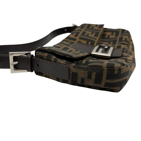 【中古】FENDI フェンディ MAMMA BAGUETTE SHOULDER BAG マンマバケットショルダーバッグ ハンドバッグ ズッカ キャンバス 中古 USED バッグ