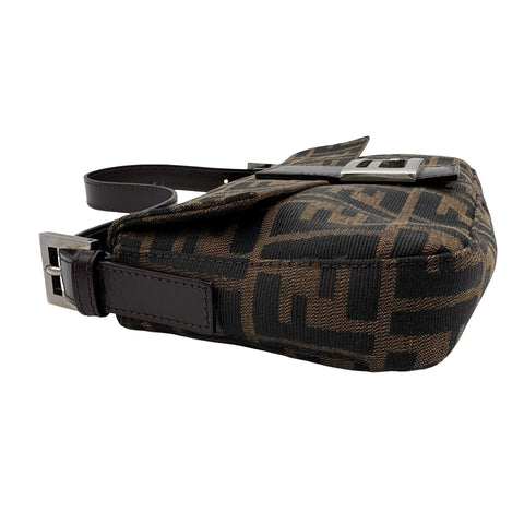 【中古】 FENDI フェンディ MAMMA BAGUETTE SHOULDER BAG マンマバケットショルダーバッグ ハンドバッグ ズッカ キャンバス 中古 USED バッグ