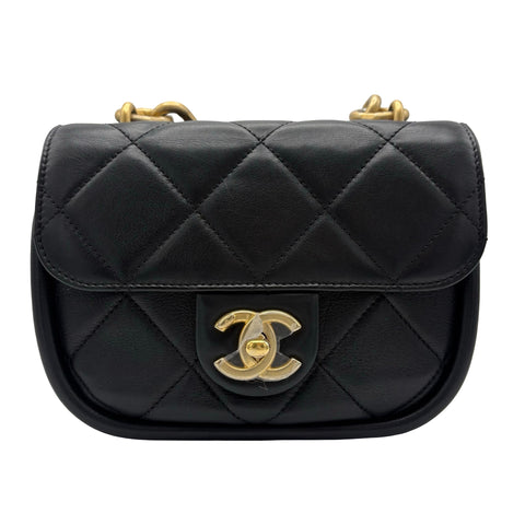 【中古】 CHANEL シャネル MATELASSE 2WAY CHAIN SHOULDER BAG マトラッセ ショルダーバッグ JA******(ICチップ 2021年~) ブラック カーフスキン 中古 USED バッグ