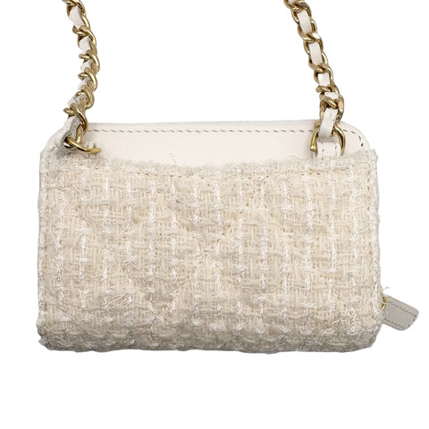【中古】 CHANEL シャネル MINI CHAIN BAG(VIP X'MAS) ミニチェーンバッグ(VIP X'MAS) チェーンショルダー ランダム番（2023年） ホワイト ツイード 中古 USED バッグ