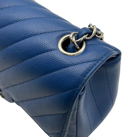 【中古】 CHANEL シャネル CHEVRON SINGLE CHAIN BAG シェブロン Vステッチ チェーンショルダーバッグ ショルダーバッグ 24番台(2017年) ブルー キャビアスキン 中古 USED バッグ