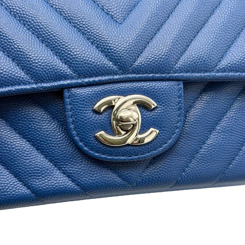 【中古】 CHANEL シャネル CHEVRON SINGLE CHAIN BAG シェブロン Vステッチ チェーンショルダーバッグ ショルダーバッグ 24番台(2017年) ブルー キャビアスキン 中古 USED バッグ