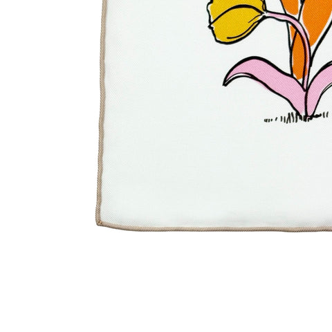 【新品未使用】 Hermes エルメス カレ90《ル・ポミエ・セリエ》 スカーフ SCARF 白 / ブルー・グラシエ / アプリコット シルク100％ 新品未使用 100%SILK