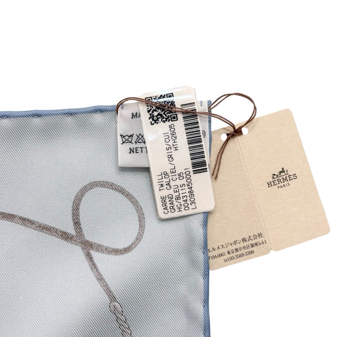 【新品未使用】Hermes エルメス カレ90《グラン・ギャロップ》 スカーフ SCARF ブルー·シエル/グレー/キュイール シルク100％ 新品未使用 100%SILK