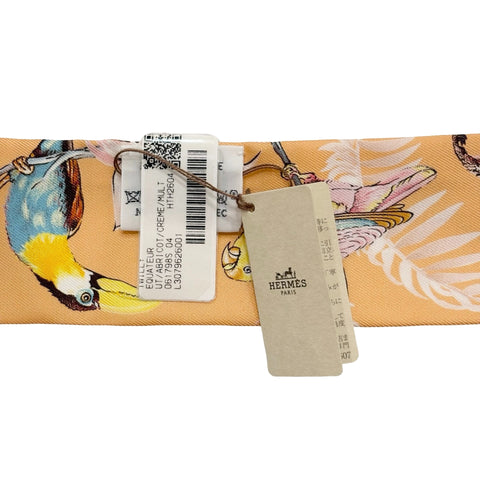 【新品未使用】 Hermes エルメス ツイリー 《赤道直下》 ツイリー アプリコット / クレーム / マルチカラー シルク100％ 新品未使用 100%SILK