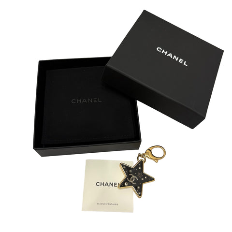 【中古】 CHANEL シャネル STAR KEYCHAIN スターキーチェーン 小物 ゴールド/ブラック GP 中古 GOLD/BLACK