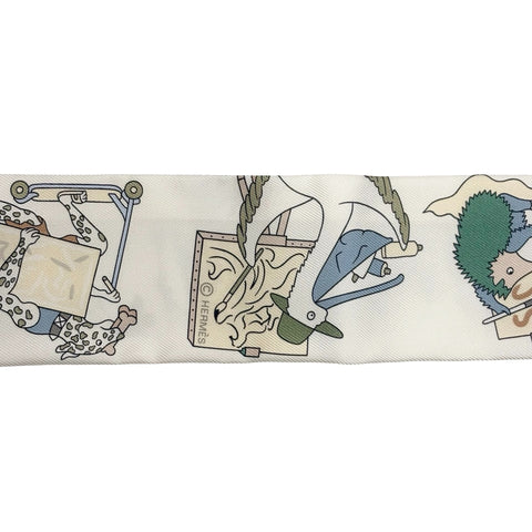 【新品未使用】 Hermes エルメス TWILLY ツイリー 《アカデミア・イピカ》 小物 白 / ブルー・クレール / グリーン シルク100％ 新品未使用