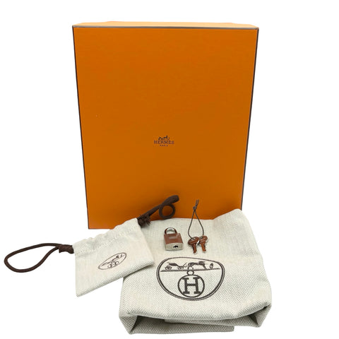 【新品未使用】 Hermes エルメス PICOTIN PM ピコタン PM ハンドバッグ W刻(2024年) べトン トリヨン 新品未使用 NEW バッグ