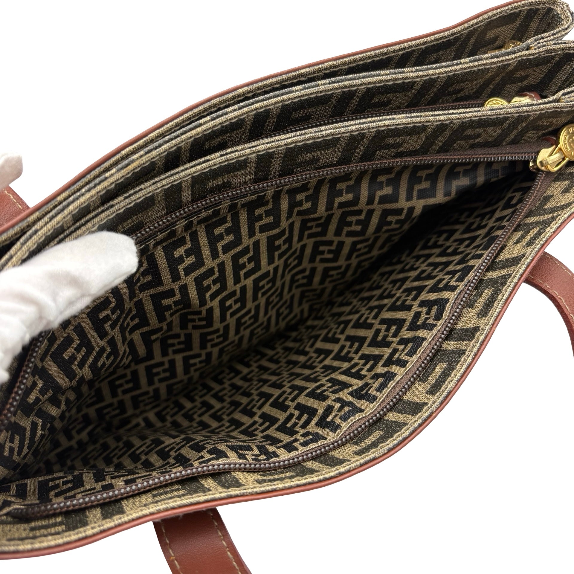 中古】 FENDI フェンディ ZUCCA SHOULDERBAG ズッカショルダーバッグ