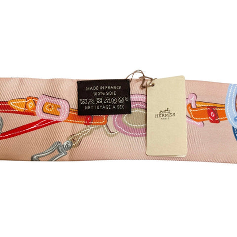 [Brand new, unused] Hermès TWILLY "Bride de Gala Applique Piqué" H063940S15 100% silk, for women, present, gift