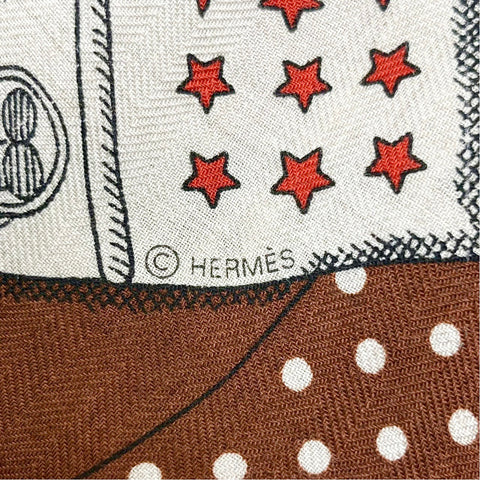 【新品未使用】Hermes エルメス カレジェアン 《ズアヴとドラゴン・バンダナ》 H244048S04 2023秋冬コレクション スカーフ SCARF 大判 140cm カシミヤ 絹 レディース プレゼント ギフト