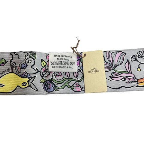 [Brand new, unused] Hermes TWILLY "The Thousand and One Rabbits" H04007S06 2023 Fall/Winter Collection 100% Silk Women's Present Gift