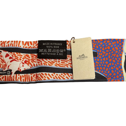 [Brand new, unused] Hermes TWILLY "Freedom" H063911S16 100% silk, women's, present, gift