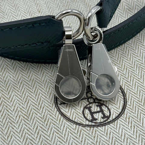 【美品】 Hermes エルメス  ケリー28 ヴェールボスフォール ヴェールシプレス ブルー系 エプソン シルバー金具 B刻(2023年) ブランドバッグ ハンドバッグ ショルダーバッグ  中古 (HERMES,KELLY28,Vert bosphore,Vert cypres,Epson,silver,handbag,shoulderbag,USED)