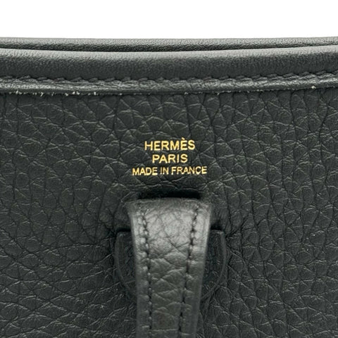 【美品】 Hermes エルメス  エヴリンTPM ブラック ブラック系 トリヨン クレマンス ゴールド金具 U刻(2022年) ブランドバッグ ショルダーバッグ バッグ  中古品 レディース (HERMES,EVELYNE TPM,BLACK,Taurillon Clemence,gold,shoulder bag,used)