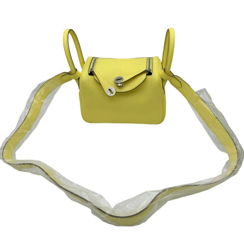 [Brand new] Hermès Mini Lindy Limoncello Yellow Taurillon Clemence Silver hardware B engraved (2023) Brand bag Shoulder bag Handbag New (HERMES,MINILINDY,Limon chello,Taurillon Clemence,silver,shoulder bag,hand bag,New)