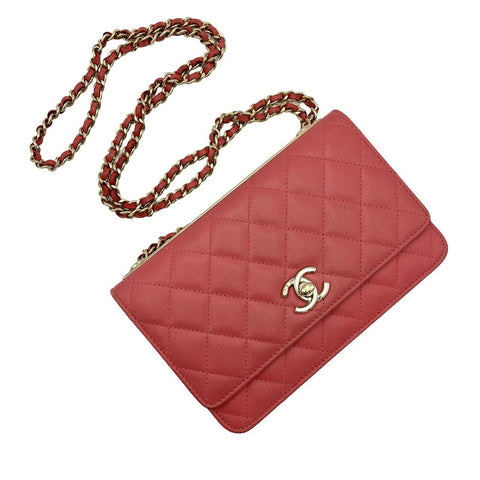 【中古】 CHANEL シャネル マトラッセ チェーンウォレット 長財布 ピンク ラムスキン ピンク系 ゴールド金具 23番台(2016年) ブランド財布 中古品 (CHANEL,MATELASSE,pink,lambskin,gold,chainwallet,used)