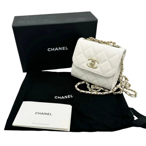 【中古】 CHANEL シャネル マトラッセ チェーン ショルダーバッグ ホワイト ラムスキン ホワイト系 ゴールド金具 ランダム番(2021年～) 中古品 (CHANEL,matelasse,white,chain,shourderbag,rambskin,gold,used)