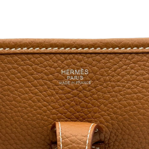 【新品未使用】 Hermes エルメス エヴリン 3 PM ゴールド ブラウン系 トリヨン クレマンス シルバー金具 W刻(2024年) ブランドバッグ ショルダーバッグ バッグ 新品 レディース (HERMES,EVELYNE 3 PM,gold,Taurillon Clemence,silver,shoulder bag,New)