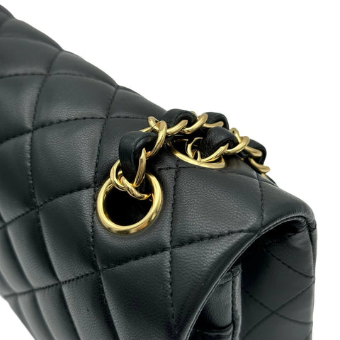 【中古】 CHANEL シャネル マトラッセ チェーンショルダーバッグ ブラック ブラック系 ラムスキン ゴールド金具 27番台(2018～2019年) ブランドバッグ ショルダーバッグ 中古品 レディース (CHANEL,Matelasse,Black,Lambskin,gold,Shoulderbag,used)