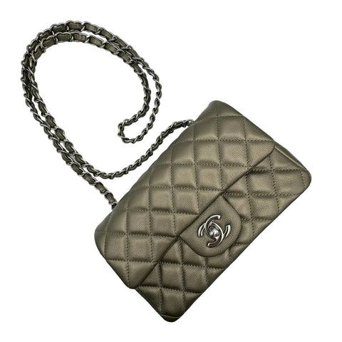 【中古】 CHANEL シャネル ミニマトラッセ チェーン ショルダーバッグ ブラウン キャビアスキン ブラウン系 シルバー金具 23番台(2016年) ブランドバッグ ショルダーバッグ 中古品 (CHANEL,minimatelasse,brown,caviaskin,silver,shourderbag,used)