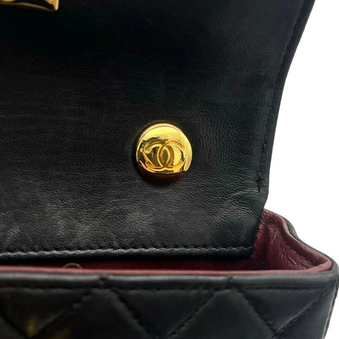 【中古】 CHANEL シャネル ミニマトラッセ ショルダーバッグ ブラック ラムスキン ブラック系 ゴールド金具 1番台(1992～1993年) ブランドバッグ ショルダーバッグ 中古品 (CHANEL,minimatelasse,shourderbag,black,lambskin,gold,used)