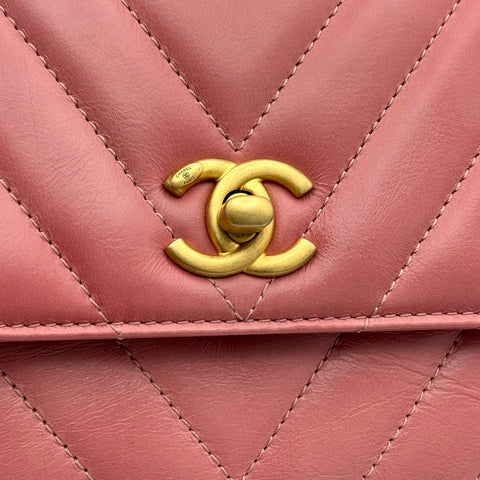 【中古】 CHANEL シャネル Vステッチ ココハンドル 2way ショルダーバッグ ピンク ラムスキン ピンク系 ゴールド金具 25番台(2018年) ブランドバッグ ハンドバッグ 中古品 (CHANEL,vstitch,cocohandle,pink,lambskin,gold,2way,handbag,shourderbag,used)