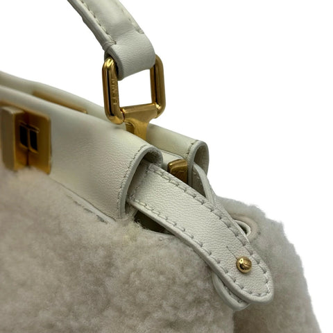 【中古】 FENDI フェンディ ピーカブー 2way ハンドバッグ ホワイト ムートン レザー ホワイト系 ゴールド金具 8BN244 中古品 (FENDI,peekaboo,white,shearling,leather,2way,handbag,shourder,used)