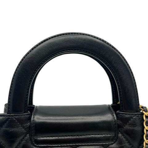 【中古】 CHANEL シャネル ナノケリー ブラック カーフスキン ブラック系 ゴールド金具 ランダム番(2021年～) 2way ショルダーバッグ 中古品 レディース (CHANEL,nanokelly,calfskin,handbag,black,gold,2way,handbag,shourderbag,used)