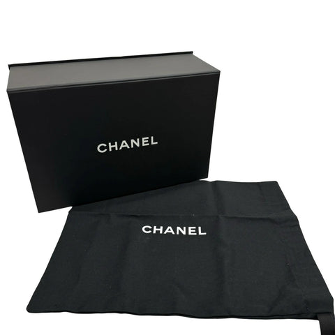 【中古】 CHANEL シャネル ナノケリー ブラック カーフスキン ブラック系 ゴールド金具 ランダム番(2021年～) 2way ショルダーバッグ 中古品 レディース (CHANEL,nanokelly,calfskin,handbag,black,gold,2way,handbag,shourderbag,used)