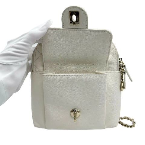 [Used] CHANEL Chanel Matelasse Backpack White Caviar Skin White Gold Hardware 26th Series (2018) Brand Bag Backpack Used (CHANEL, matelasse, white, caviaskin, gold, backpack, used)