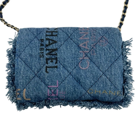 【中古】 CHANEL シャネル マトラッセ チェーン ショルダーポーチ ブルー デニム ブルー系 ゴールド金具 32番台(2021年～) ブランドバッグ ポーチ 小物 中古品 (CHANEL,matelasse,denim,blue,gold,chain,pouch,used)