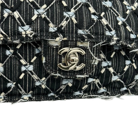 【中古】 CHANEL シャネル デニム×ツイード ロボットチャーム チェーン ショルダーバッグ マルチカラー シルバー金具 23番台(2017年) ブランドバッグ 中古品 (CHANEL,denim,tweed,robotcharm,matelasse,multi color,silver,chain,shourder,bag,used)