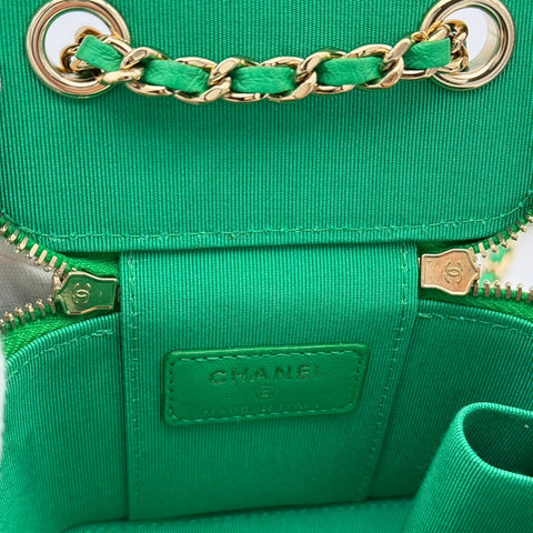 [Used] CHANEL Chanel Matelasse Mini Vanity Chain Shoulder Bag Green Lambskin Green Gold Hardware 29 Series (2020) Used (CHANEL, minivanity, chain, shourderbag, lambskin, green, gold, used)